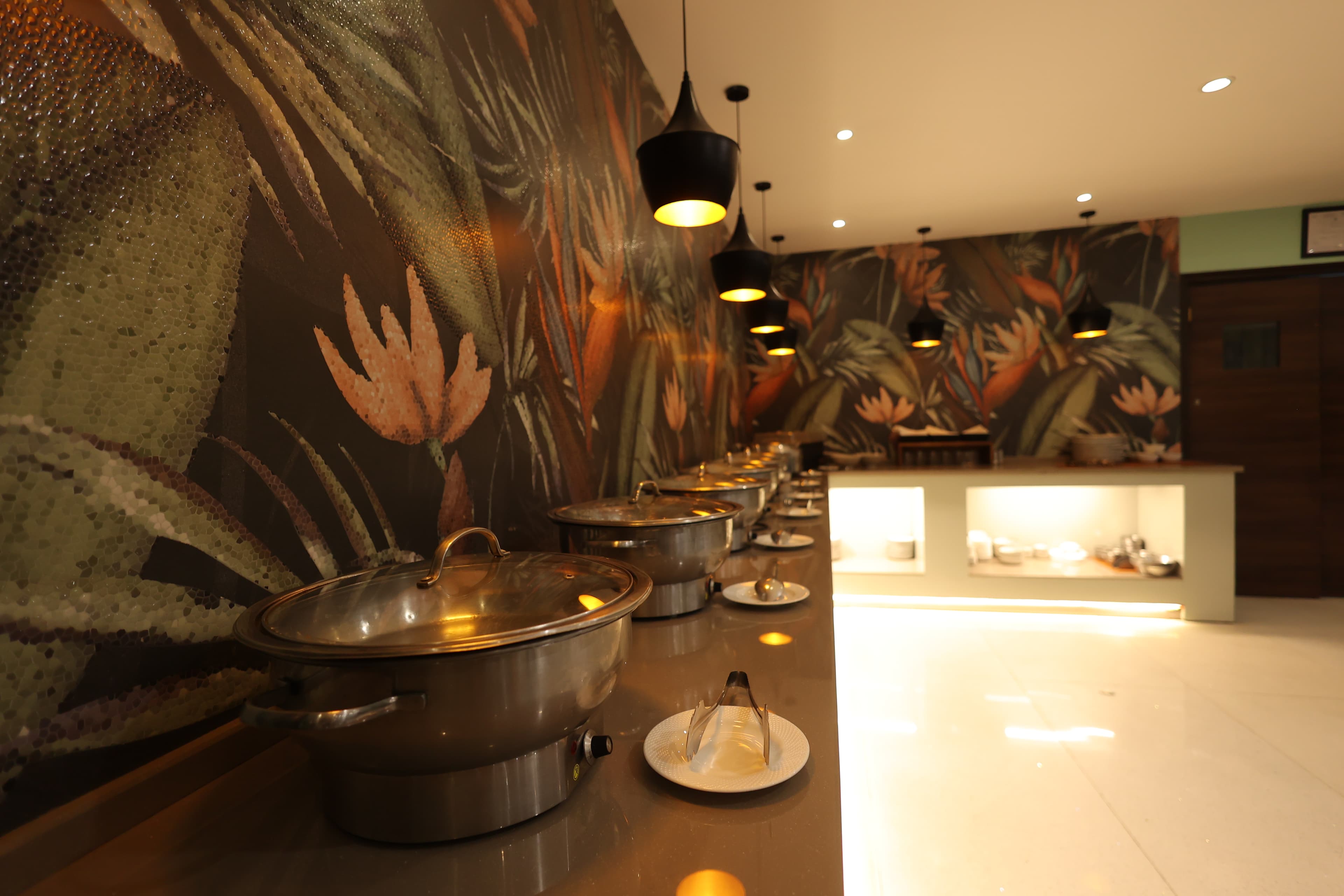 Frost & Melt Dining